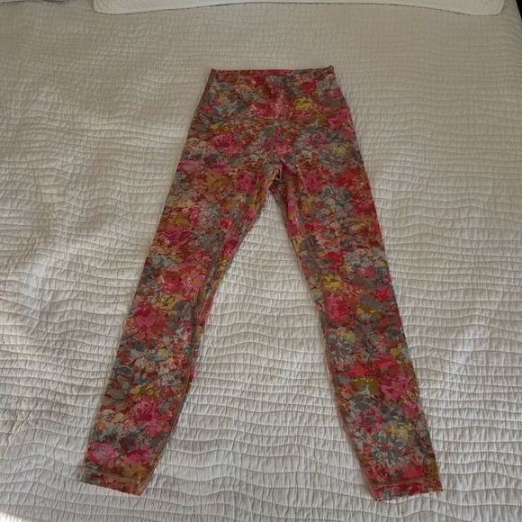 Floral lululemon Align High Rise Pant 25” - Picture 2 of 5